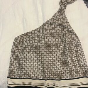 AF Brown and White One-Shoulder Top